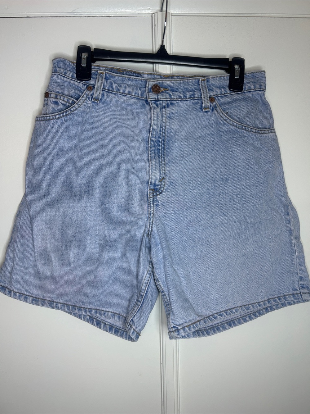 Vintage 90s Levi's Light Wash Denim Shorts | High Rise Mom Shorts | Orange Tab - Picture 2 of 12